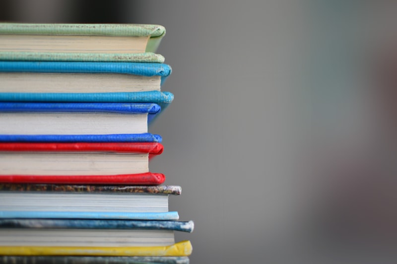 Essential textbooks and resources for Physics Bowl preparation